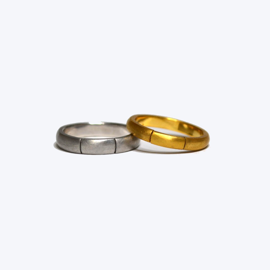 お互いの一部分を交換する結婚指輪8