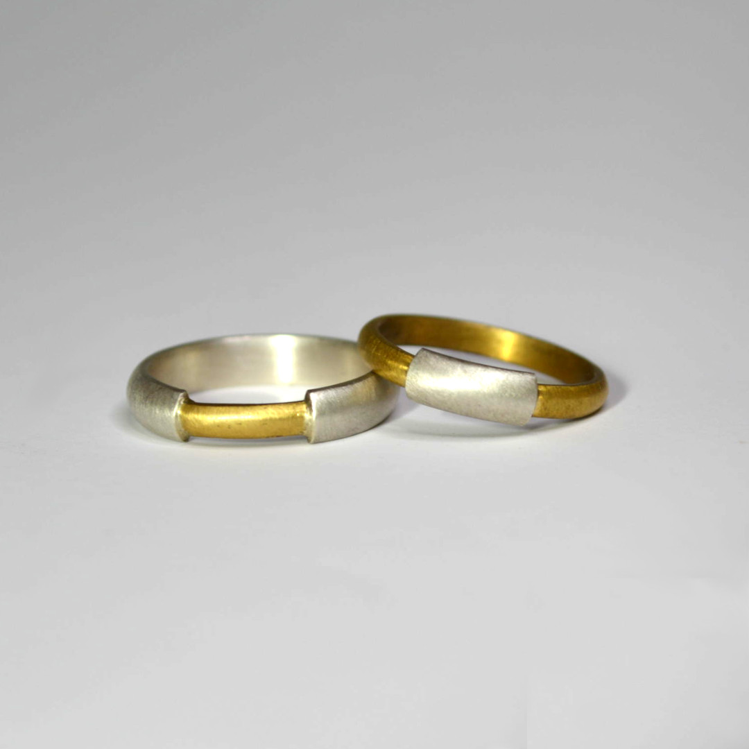 お互いの一部分を交換する結婚指輪15